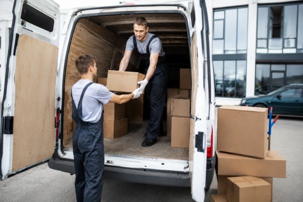 Les étapes pour une location d'utilitaire en aller simple efficace